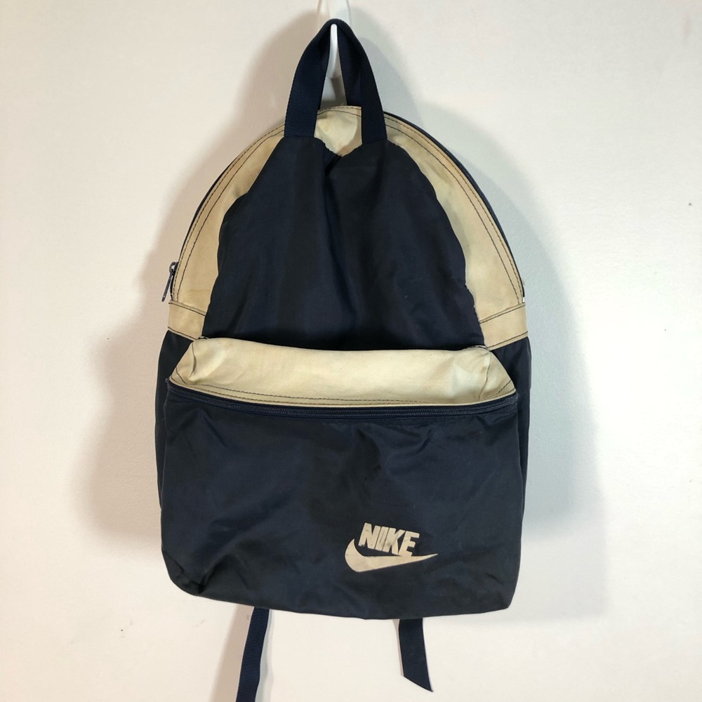 Rare Vintage Early-80’s NIKE Backpack in Navy and Cream